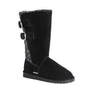 Women’s Muk luks comfortable stylish boots